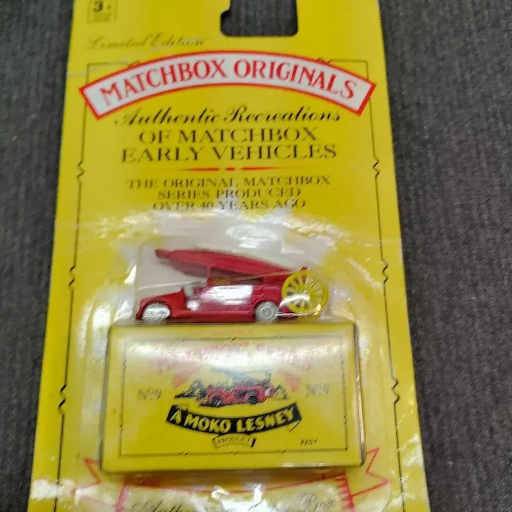 Matchbox Originals No. 9 Fire Engine Moko Lesney Limited Edition 1953